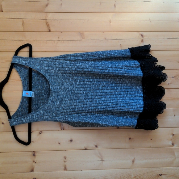 Tank - Picture 4 of 6